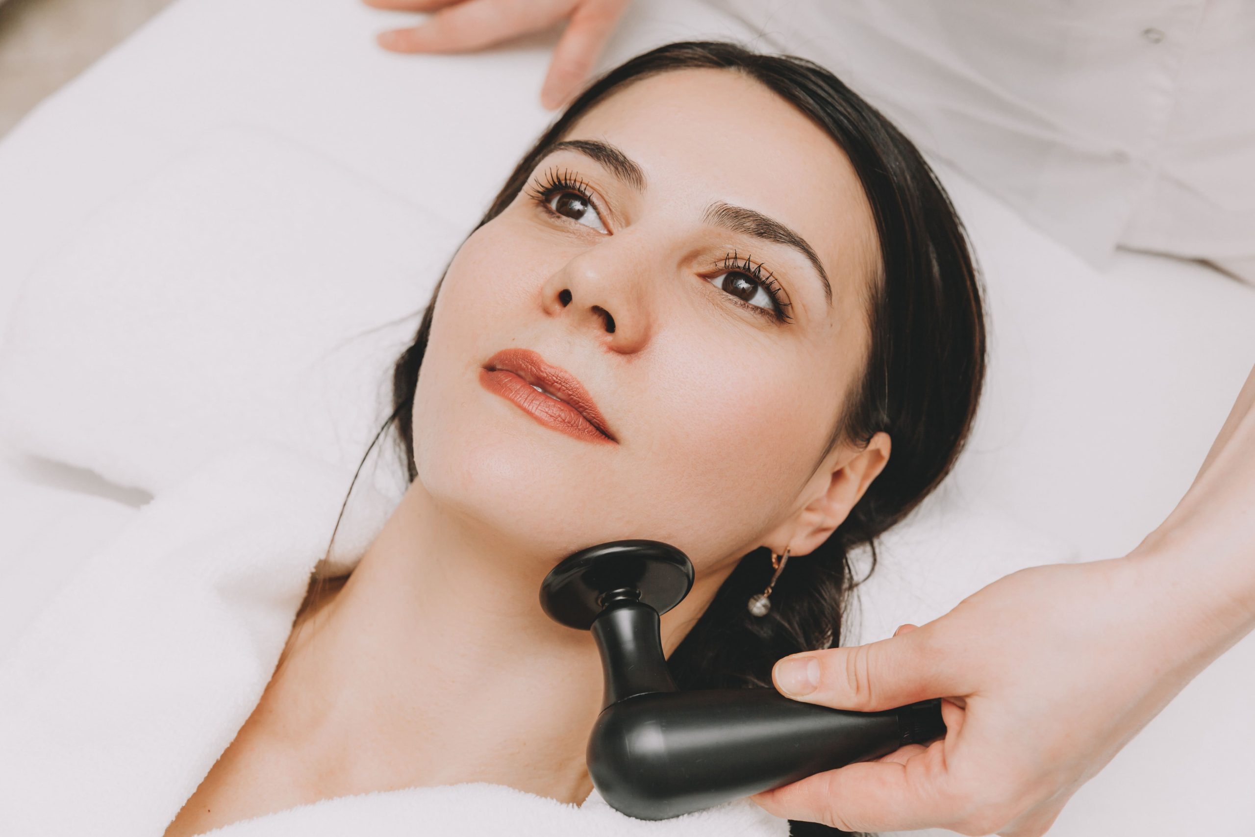 woman-doing-anti-aging-treatments-in-the-spa-teka-2022-02-18-02-15-41-utc
